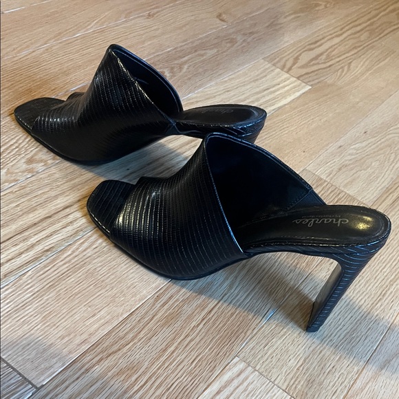 Black Heeled high heels by charles david sz 9.5 - Picture 9 of 12